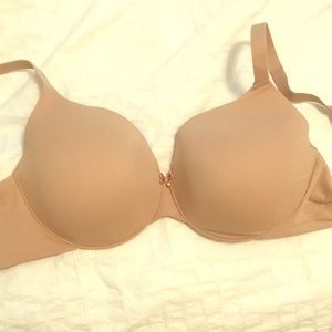 *Like New* Soma nude 34DD Embraceable Bra